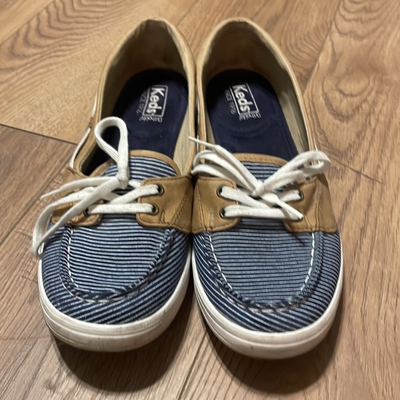 Keds Women’s Slip-On Boat Shoes in Navy/White Stripes with Khaki Accents - Sz 10 - Picture 7 of 8